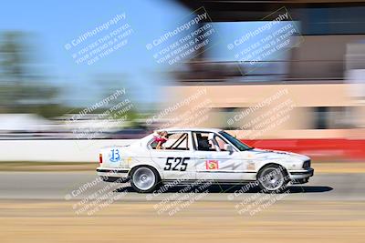 media/Sep-29-2024-24 Hours of Lemons (Sun) [[6a7c256ce3]]/StartFinish (245p-330p)/